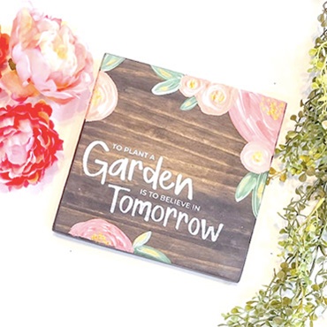 DIY Sign with Hand-Painted Flowers